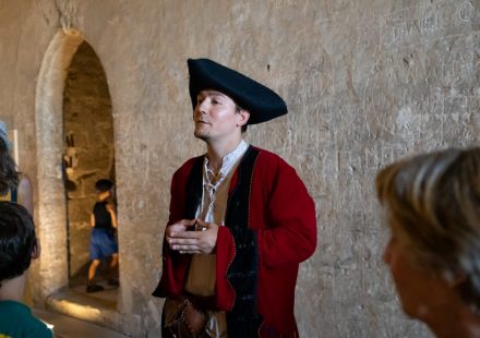 Visite guidée de la Tour de Crest avec le Major Montrond